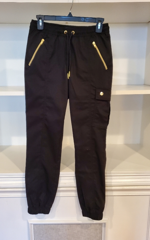 Jaanuu scrub pants